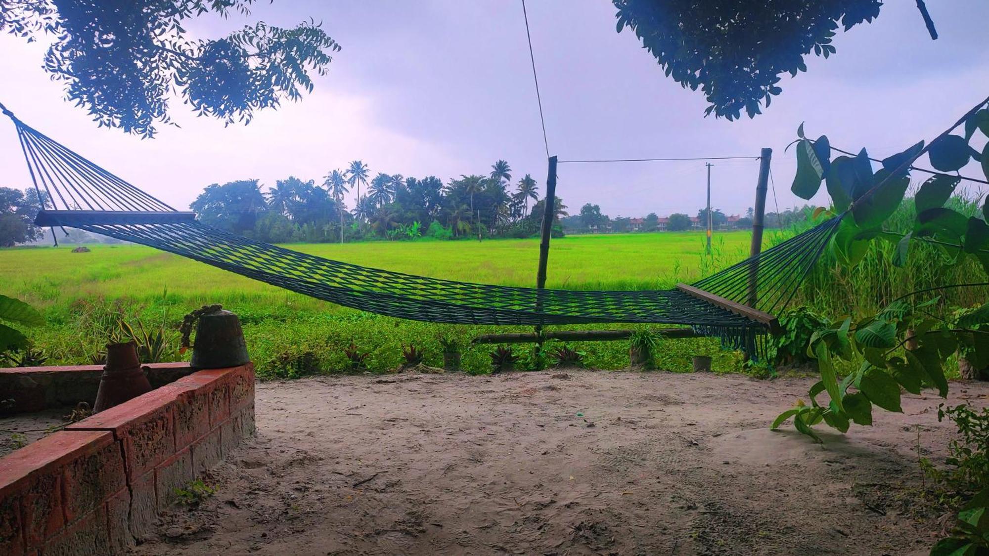 Tantra Lake House Alappuzha Bagian luar foto
