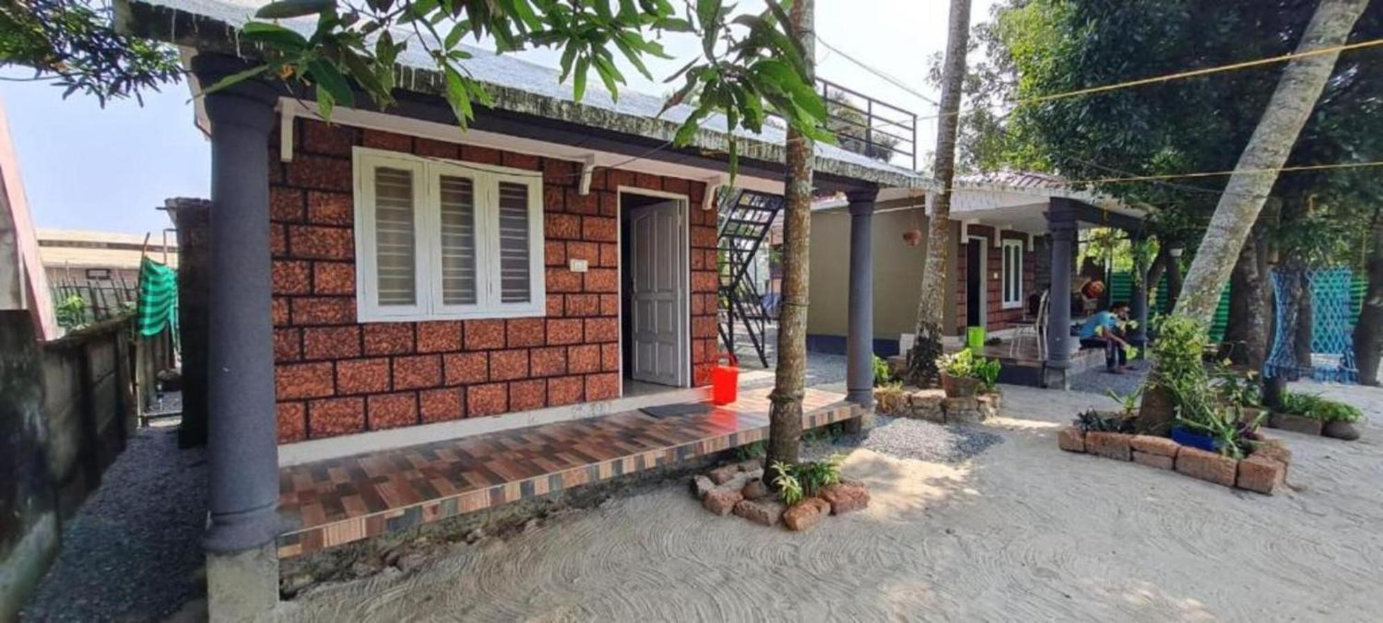 Tantra Lake House Alappuzha Bagian luar foto